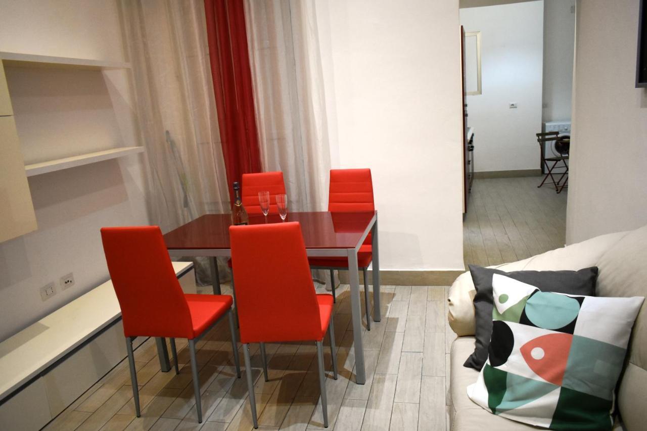 קטאניה Casa Vacanza La Collegiata מראה חיצוני תמונה