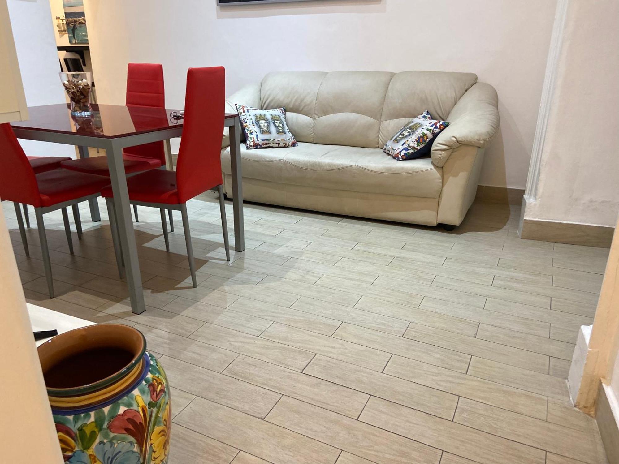 קטאניה Casa Vacanza La Collegiata מראה חיצוני תמונה