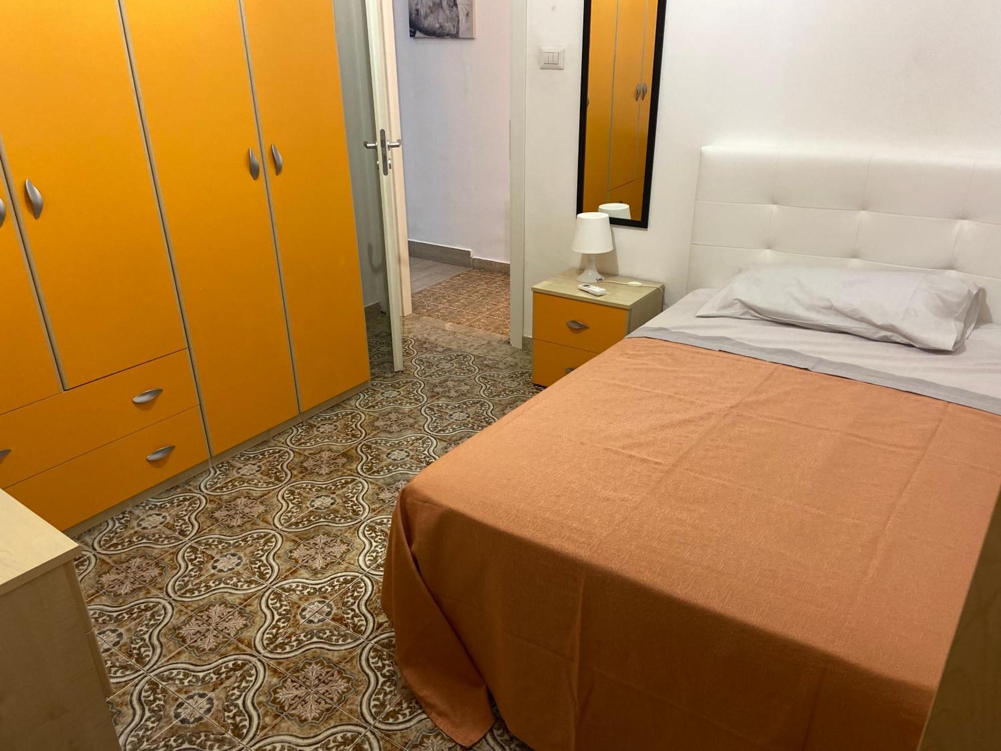 קטאניה Casa Vacanza La Collegiata מראה חיצוני תמונה