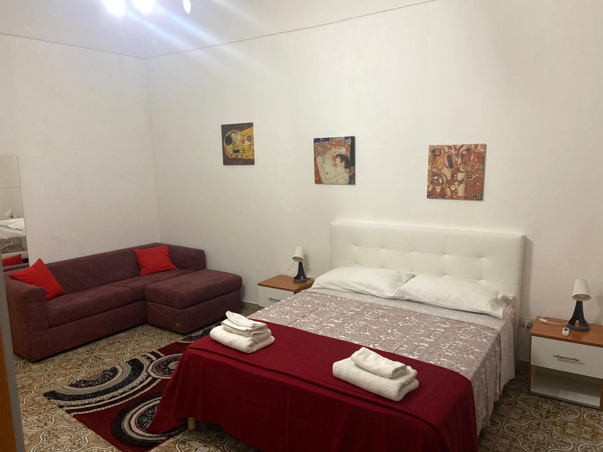 קטאניה Casa Vacanza La Collegiata מראה חיצוני תמונה